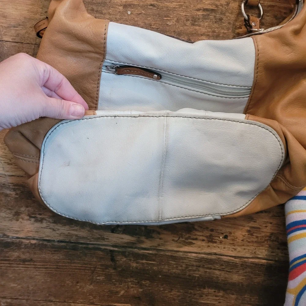Tignanello‎ Leather Colorblock Hobo Shoulder Bag Purse Y2K Tan Cream Striped Vtg